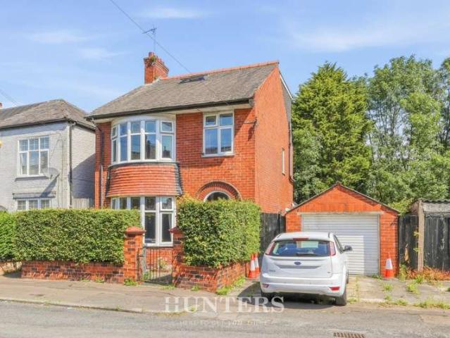 4 Bedroom Detached House