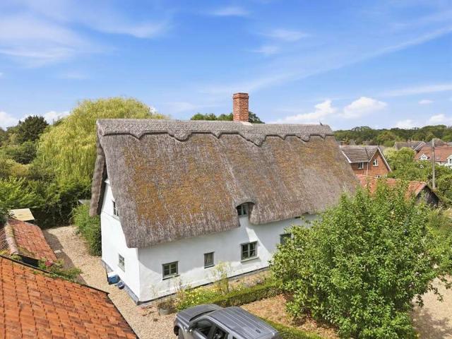4 Bedroom Detached House