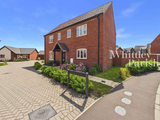 4 Bedroom Detached House