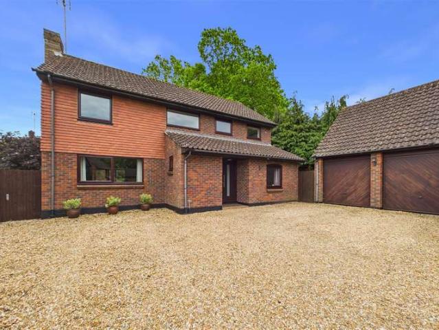 4 Bedroom Detached House