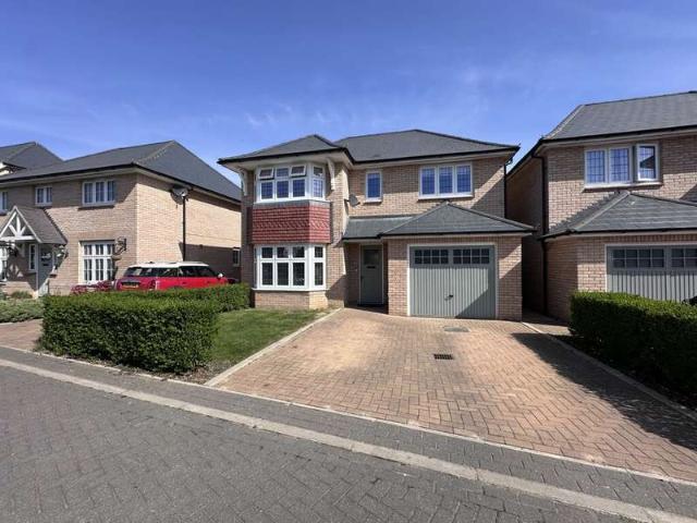 4 Bedroom Detached House