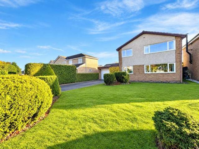 4 Bedroom Detached House