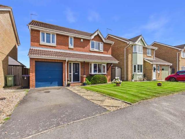 4 Bedroom Detached House