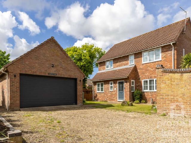 4 Bedroom Detached House