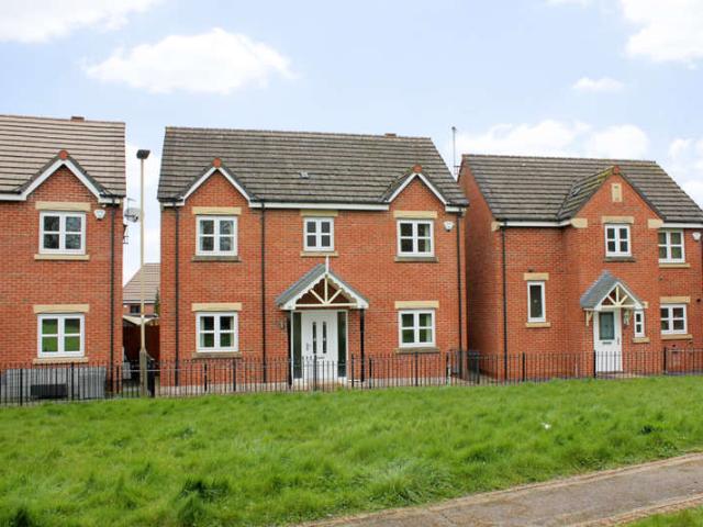 4 Bedroom Detached House