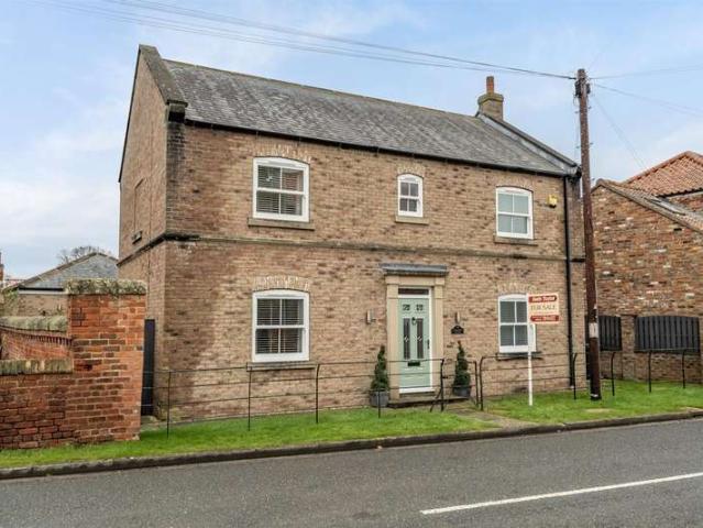 4 Bedroom Detached House