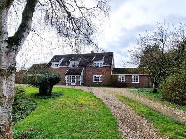 4 Bedroom Detached House