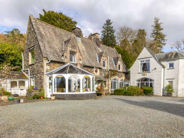 4 Bedroom Detached House