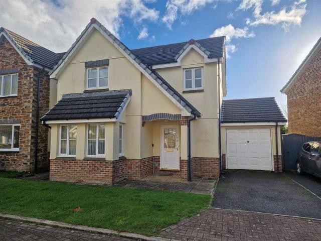 4 Bedroom Detached House