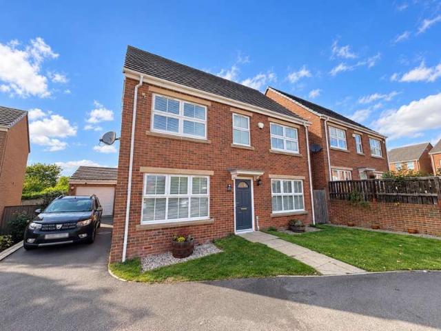 4 Bedroom Detached House