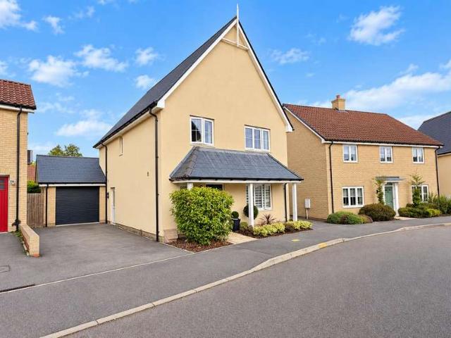 4 Bedroom Detached House