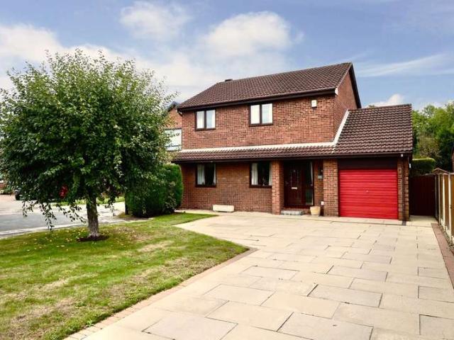 4 Bedroom Detached House