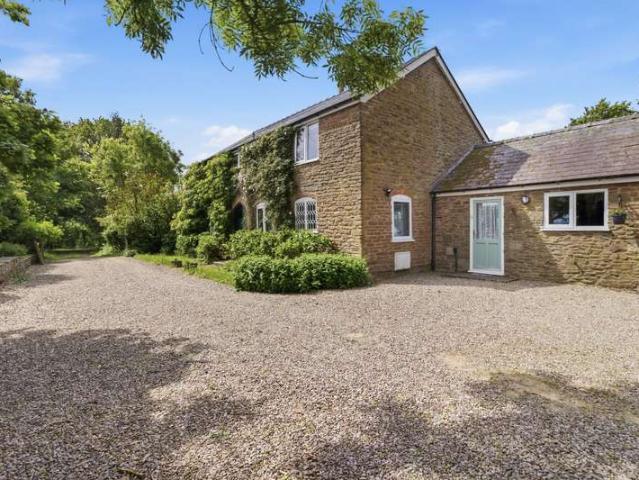 4 Bedroom Detached House