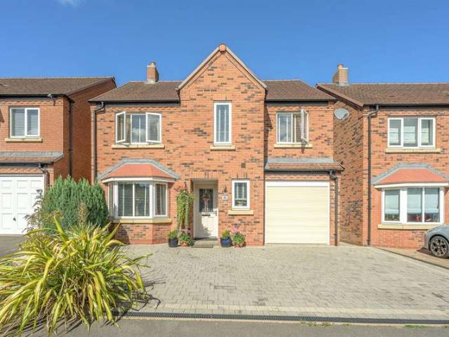 4 Bedroom Detached House