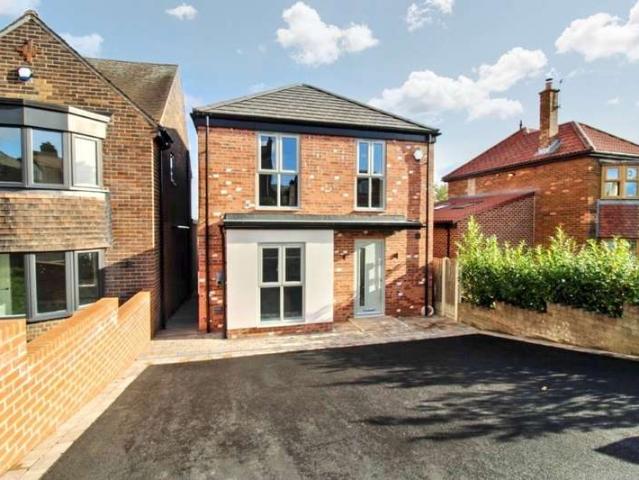 4 Bedroom Detached House