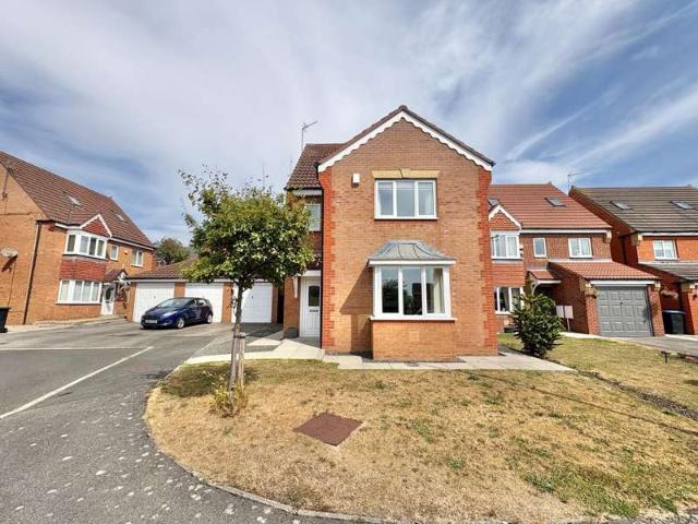 4 Bedroom Detached House