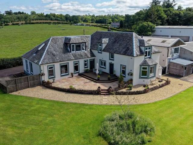 4 Bedroom Detached House