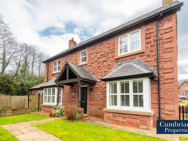 4 Bedroom Detached House