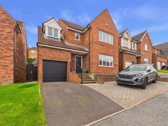 4 Bedroom Detached House