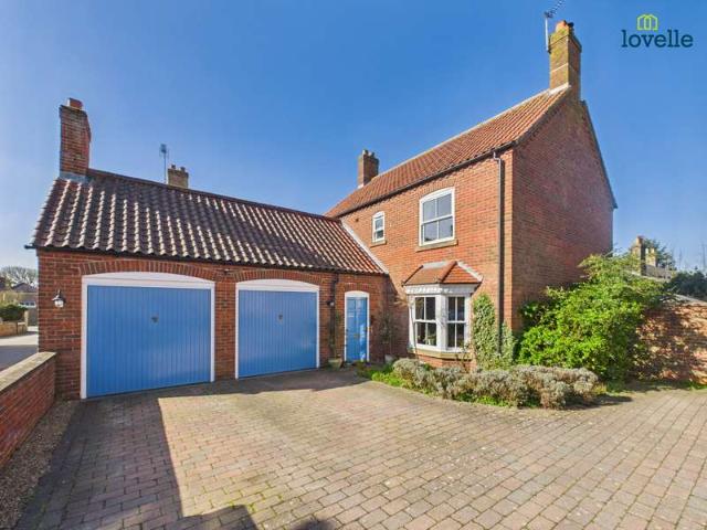 4 Bedroom Detached House
