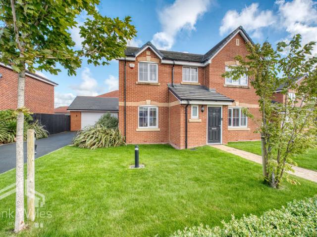 4 Bedroom Detached House
