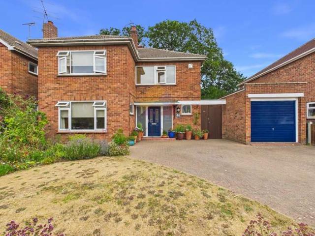 4 Bedroom Detached House