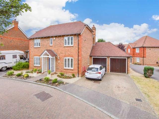4 Bedroom Detached House