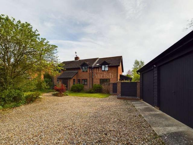 4 Bedroom Detached House