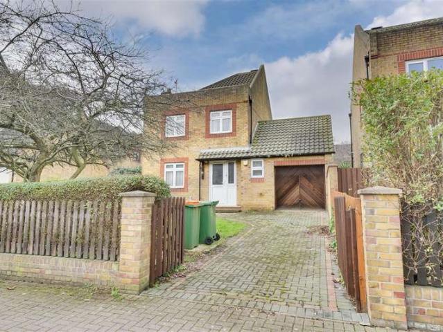 3 Bedroom Detached House