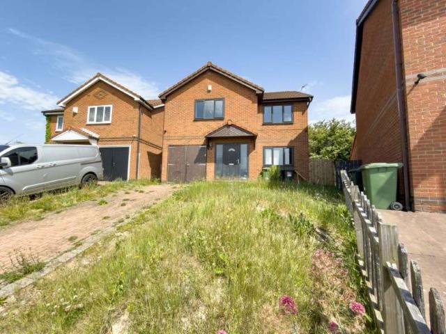 4 Bedroom Detached House