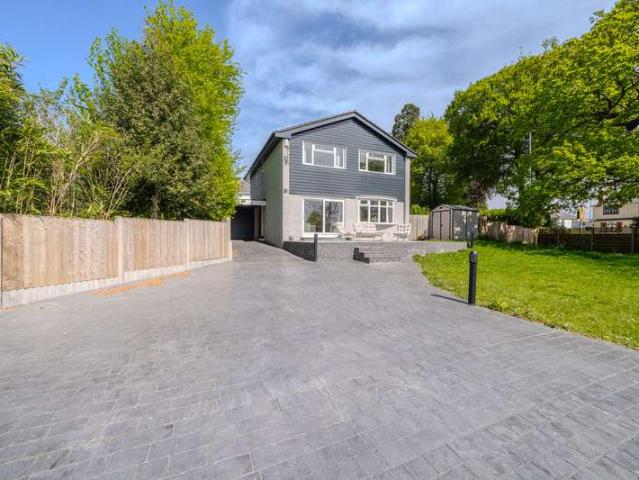 4 Bedroom Detached House