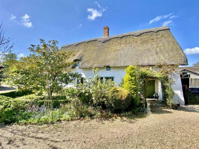 4 Bedroom Detached House