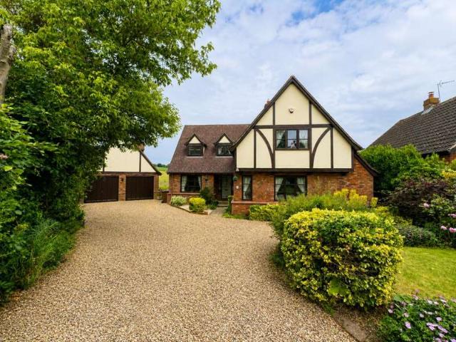 4 Bedroom Detached House