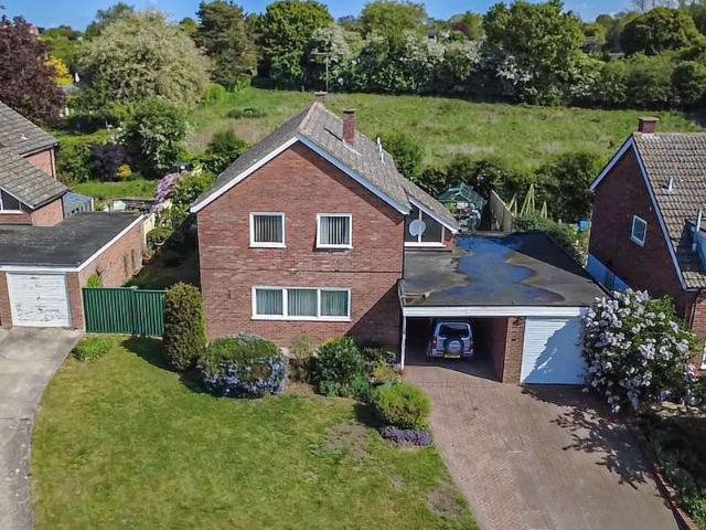 4 Bedroom Detached House