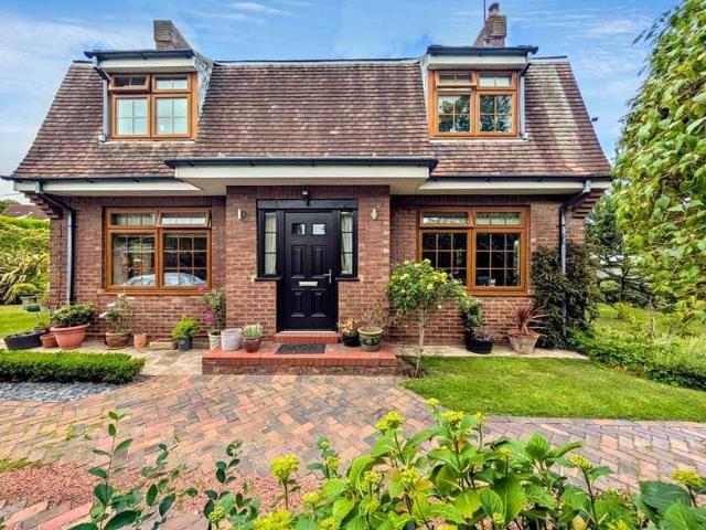 4 Bedroom Detached House