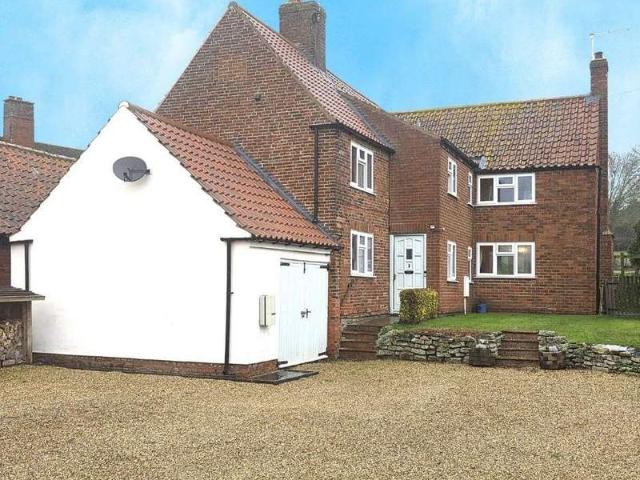 4 Bedroom Detached House