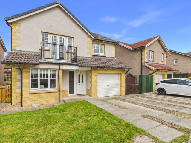 4 Bedroom Detached House