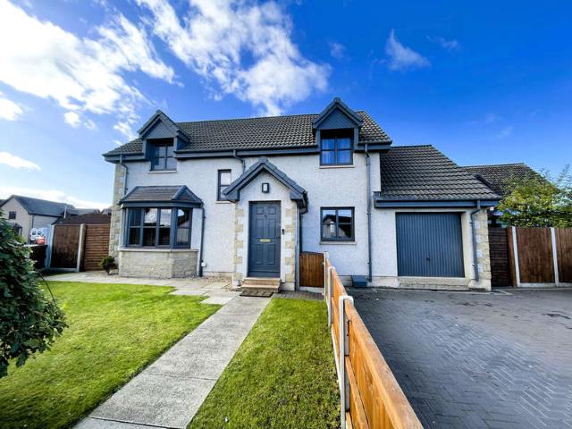 4 Bedroom Detached House