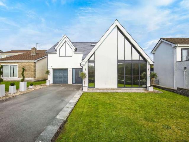 4 Bedroom Detached House