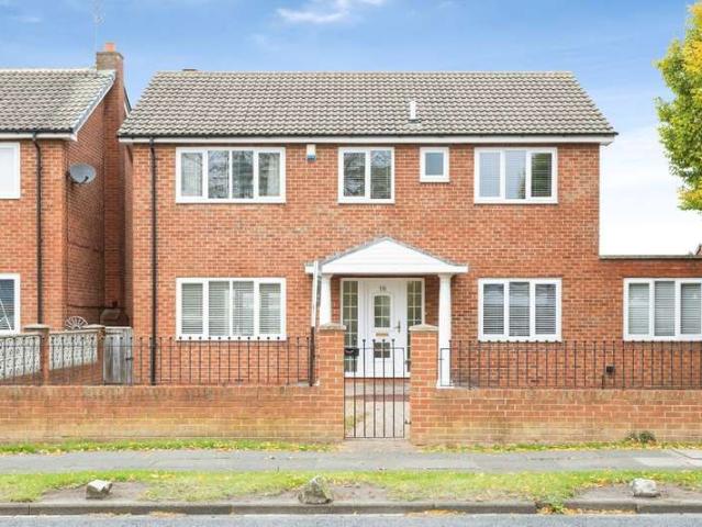 4 Bedroom Detached House