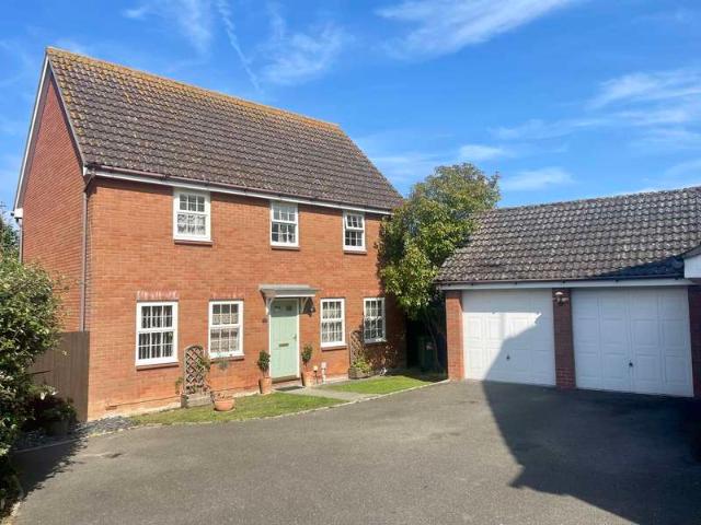 4 Bedroom Detached House