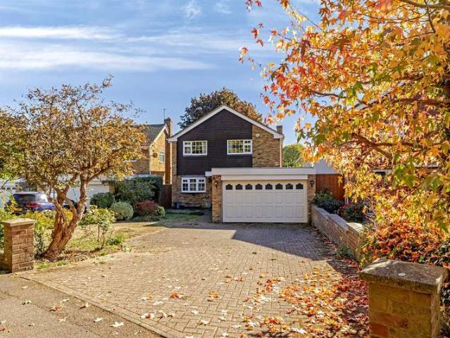 4 Bedroom Detached House