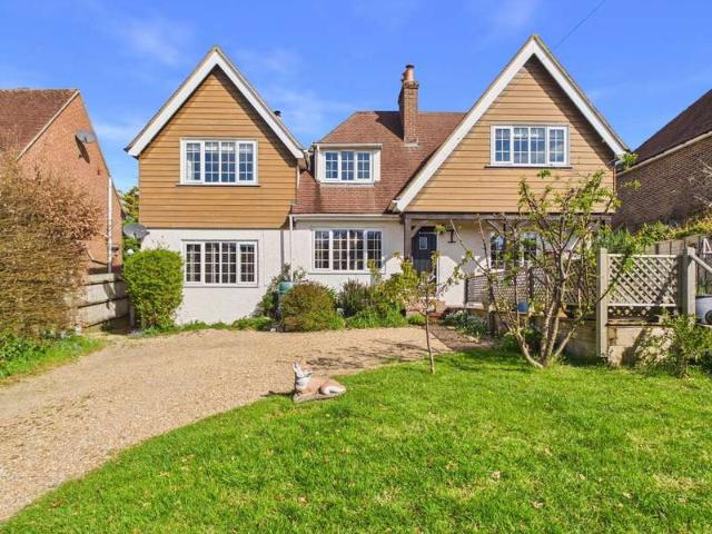 4 Bedroom Detached House
