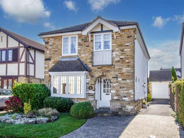 4 Bedroom Detached House