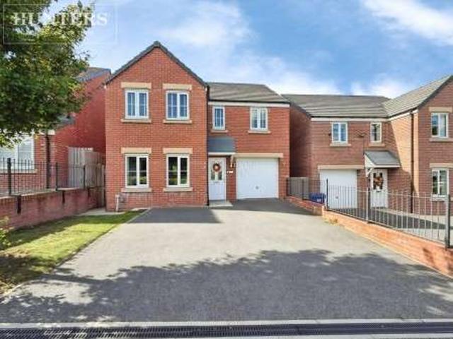 4 Bedroom Detached House