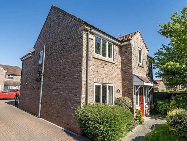 4 Bedroom Detached House