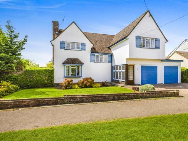 4 Bedroom Detached House