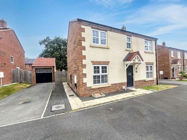 4 Bedroom Detached House