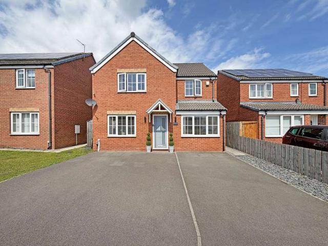 4 Bedroom Detached House