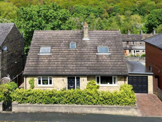 4 Bedroom Detached House
